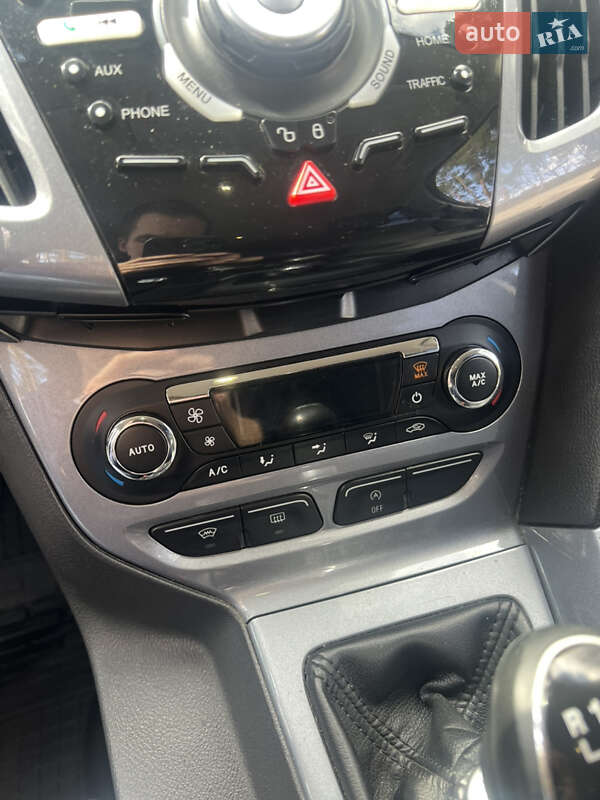 Универсал Ford Focus 2013 в Львове фото 24 Универсал Ford Focus 2013 в Львове