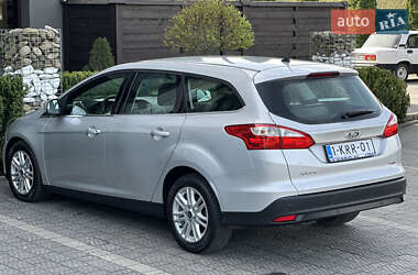 Универсал Ford Focus 2013 в 