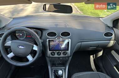 Хэтчбек Ford Focus 2007 в 