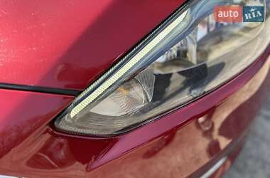 Хетчбек Ford Focus 2016 в 