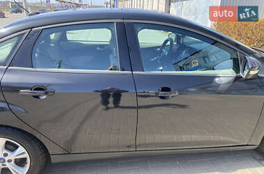 Седан Ford Focus 2014 в 