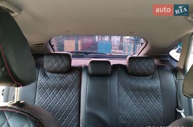 Хэтчбек Ford Focus 2006 в 