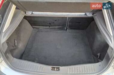 Хэтчбек Ford Focus 2006 в 