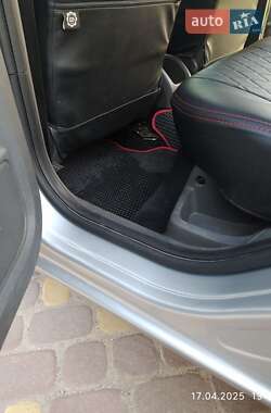 Хэтчбек Ford Focus 2006 в 