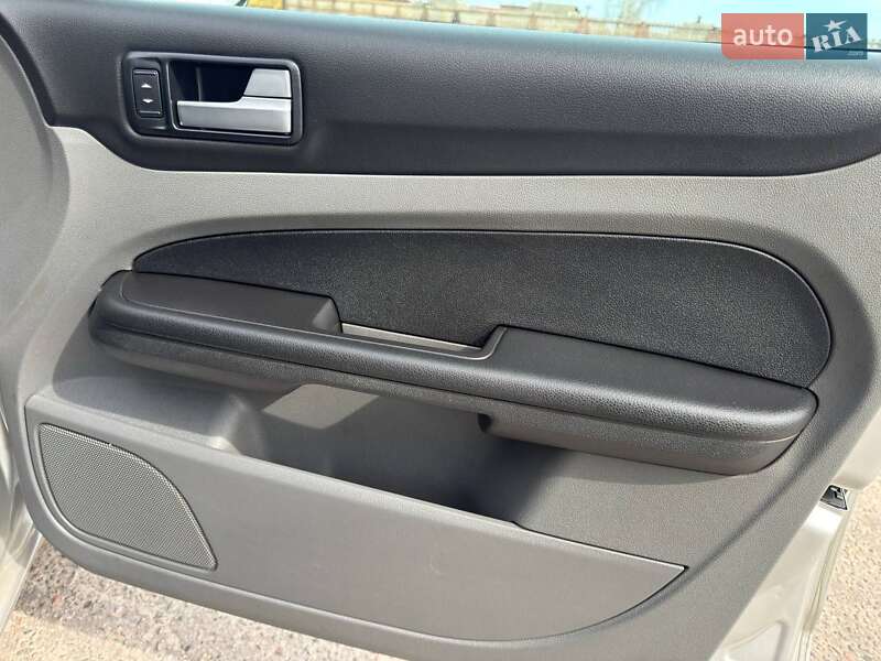 Универсал Ford Focus 2010 в Ахтырке