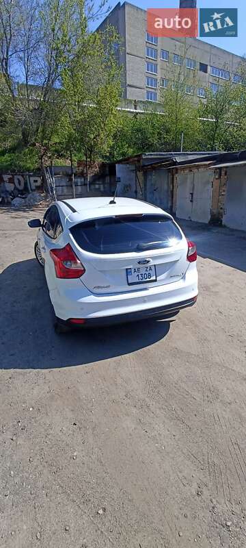 Хэтчбек Ford Focus 2013 в Днепре