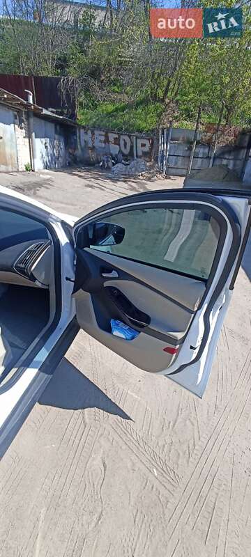 Хэтчбек Ford Focus 2013 в Днепре