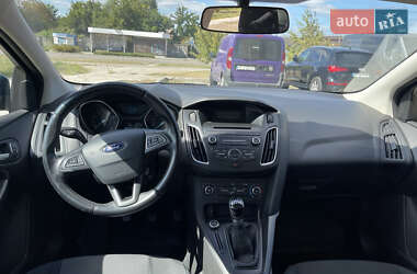 Седан Ford Focus 2017 в 