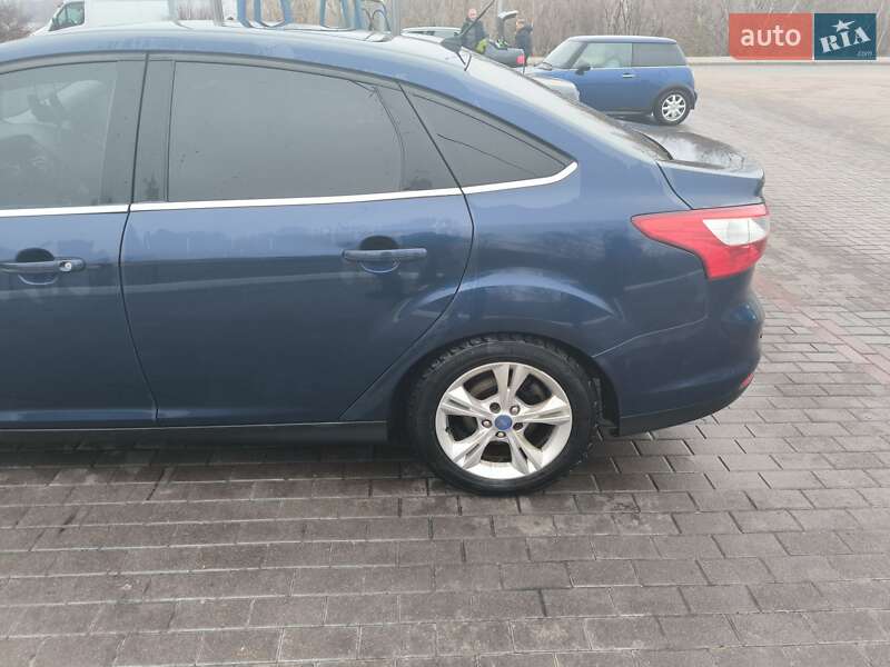 Седан Ford Focus 2012 в Киеве фото 13 Седан Ford Focus 2012 в Киеве