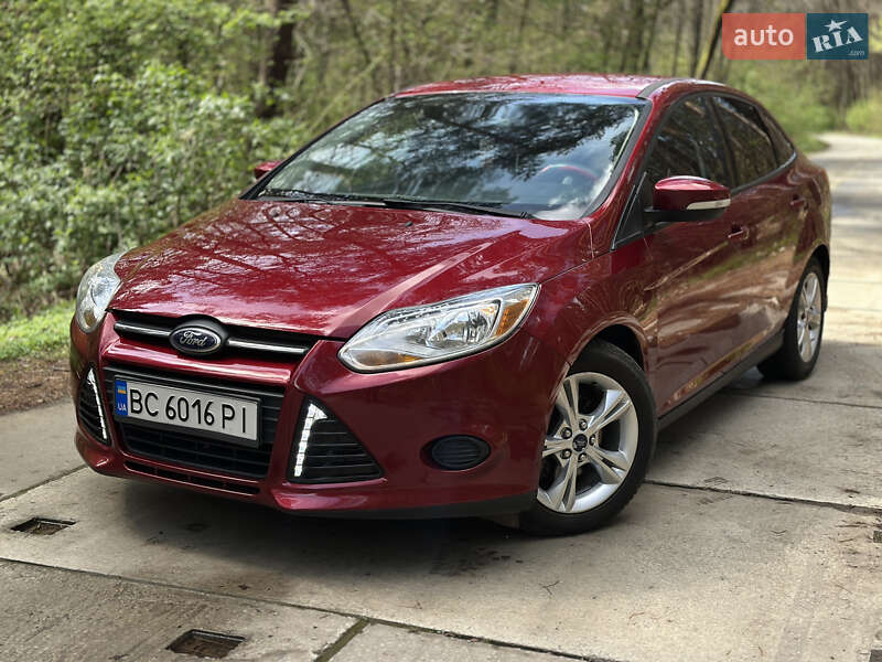 Седан Ford Focus 2013 в 