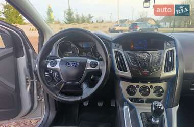 Универсал Ford Focus 2013 в 