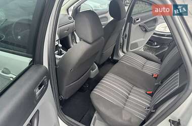 Хэтчбек Ford Focus 2008 в 