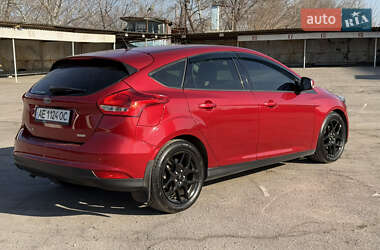 Хэтчбек Ford Focus 2015 в 
