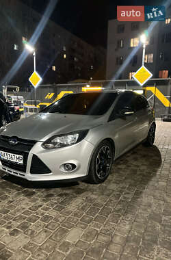 Хэтчбек Ford Focus 2012 в Харькове
