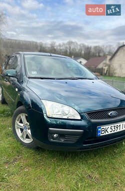Хэтчбек Ford Focus 2006 в 