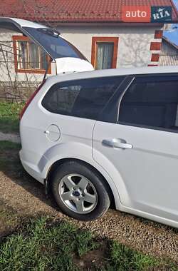 Универсал Ford Focus 2008 в Надворной