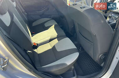 Седан Ford Focus 2013 в 