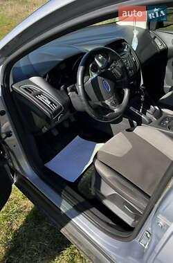 Седан Ford Focus 2013 в 