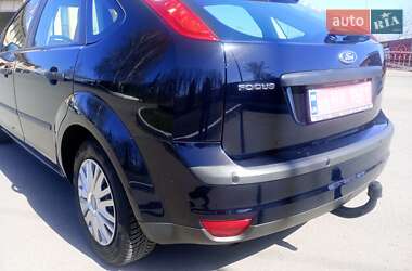 Хэтчбек Ford Focus 2006 в 