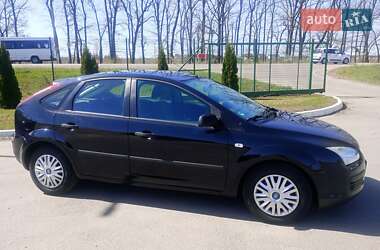 Хэтчбек Ford Focus 2006 в 
