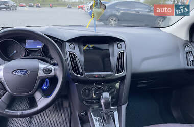 Седан Ford Focus 2014 в 
