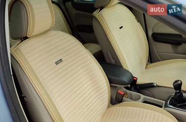 Седан Ford Focus 2006 в 