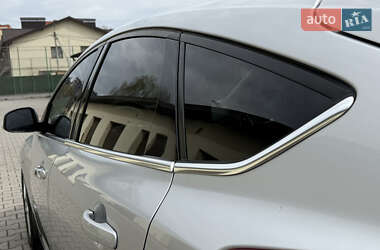 Хетчбек Ford Focus 2014 в 