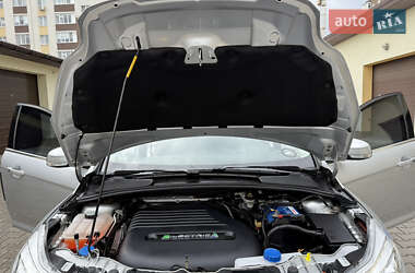 Хетчбек Ford Focus 2014 в 