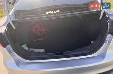 Седан Ford Focus 2015 в 