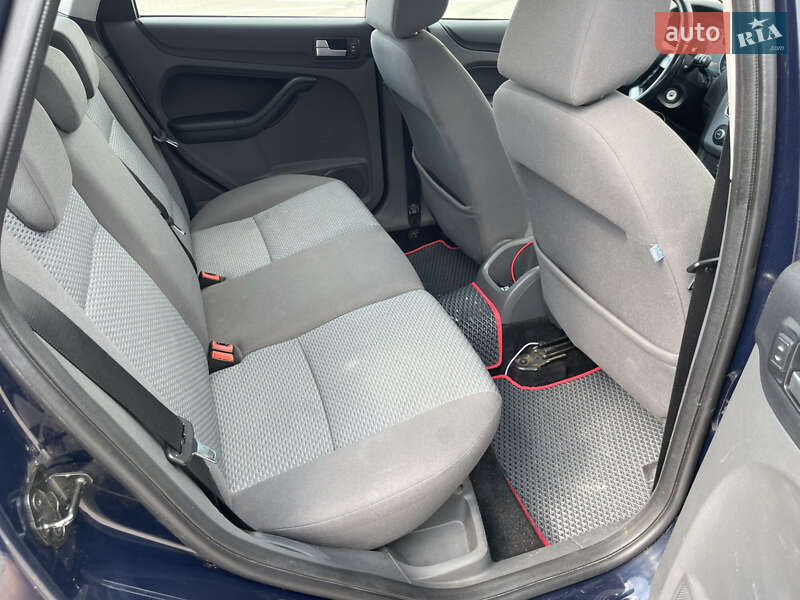 Универсал Ford Focus 2007 в Нововолынске