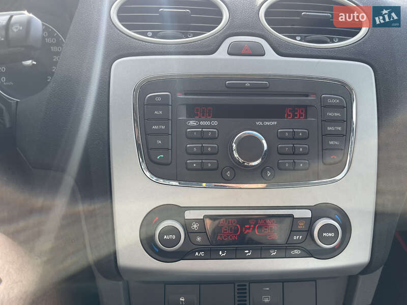 Универсал Ford Focus 2007 в Нововолынске