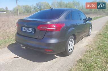Седан Ford Focus 2017 в 