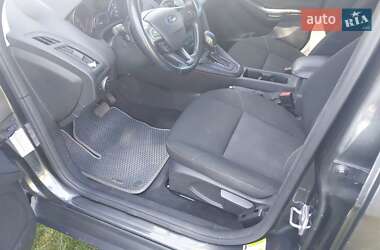 Седан Ford Focus 2017 в 