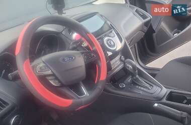 Седан Ford Focus 2017 в 