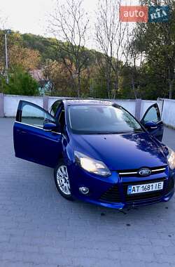 Седан Ford Focus 2014 в 