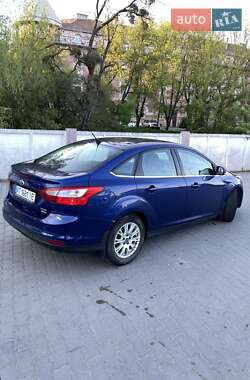 Седан Ford Focus 2014 в 