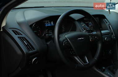 Универсал Ford Focus 2015 в 