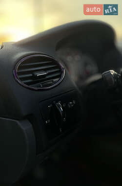 Кабриолет Ford Focus 2007 в 