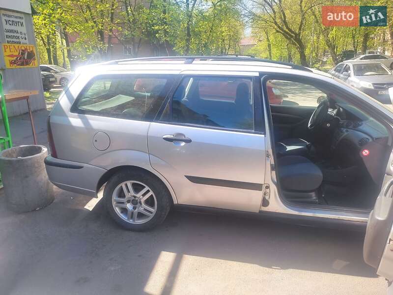 Універсал Ford Focus 2002 в Києві