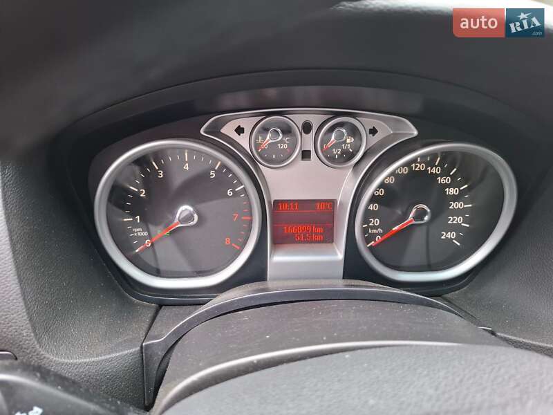 Хэтчбек Ford Focus 2011 в Львове