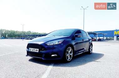 Хэтчбек Ford Focus 2017 в 