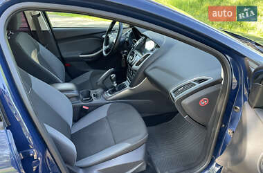 Универсал Ford Focus 2013 в 