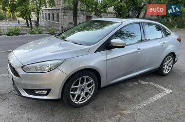 Седан Ford Focus 2015 в Вишневому
