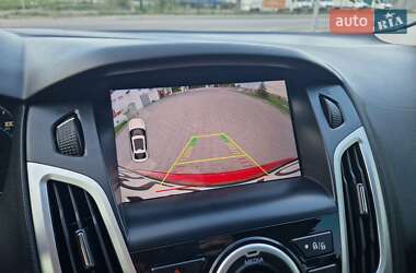 Седан Ford Focus 2013 в 