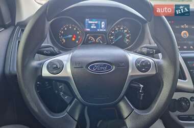Седан Ford Focus 2013 в 