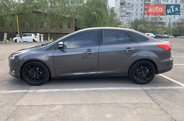 Седан Ford Focus 2016 в 