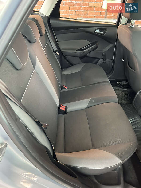 Хэтчбек Ford Focus 2013 в Днепре фото 14 Хэтчбек Ford Focus 2013 в Днепре