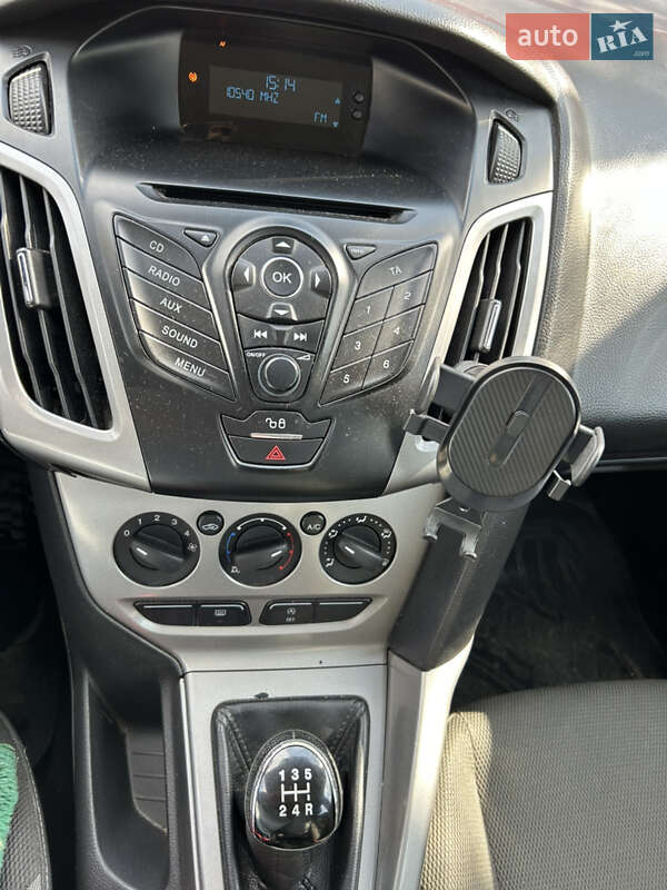 Хэтчбек Ford Focus 2013 в Днепре фото 24 Хэтчбек Ford Focus 2013 в Днепре