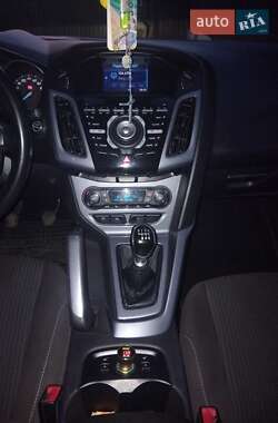 Универсал Ford Focus 2012 в 