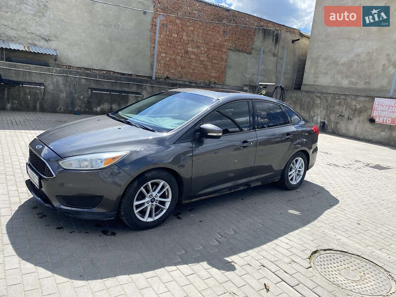 Седан Ford Focus 2015 в Черновцах